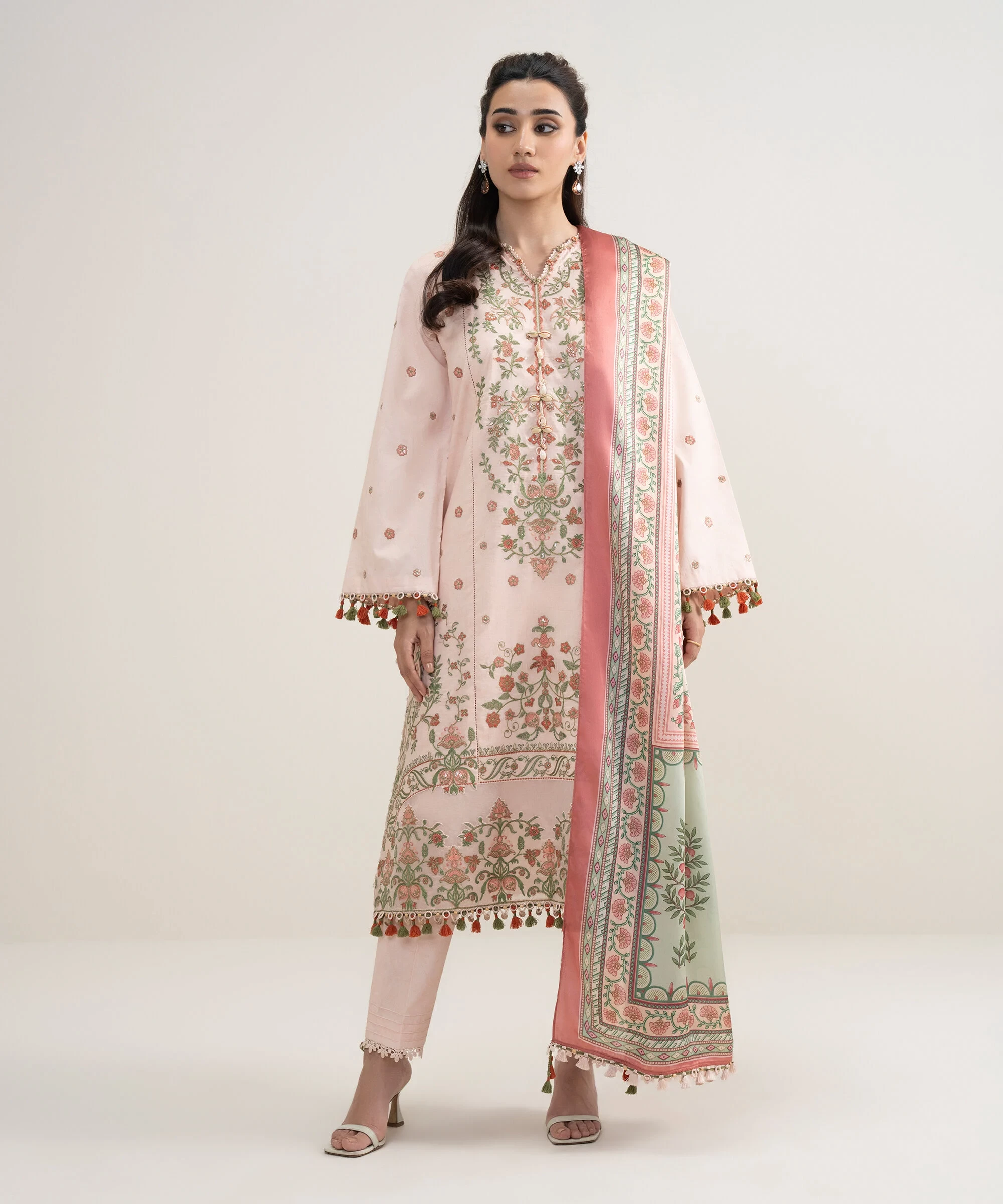 3 Piece Embroidered Lawn Suit - 3PESUS26V316