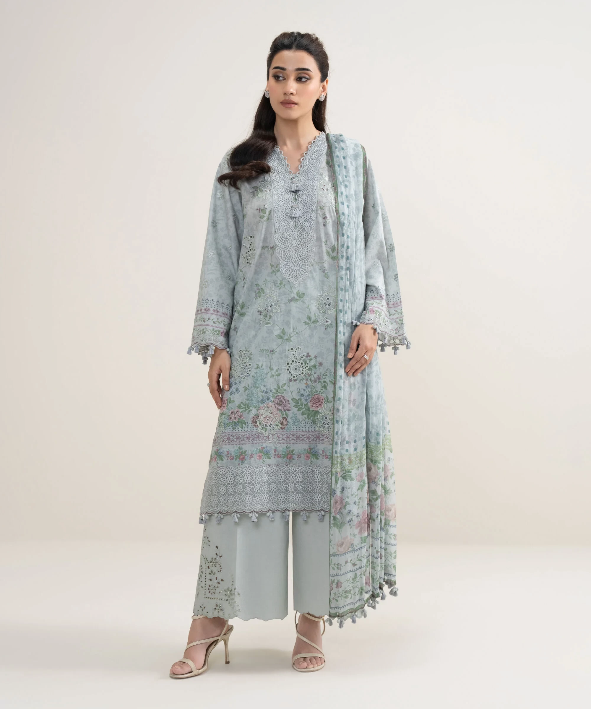 3 Piece Embroidered Lawn Suit - 3PESUS26V146