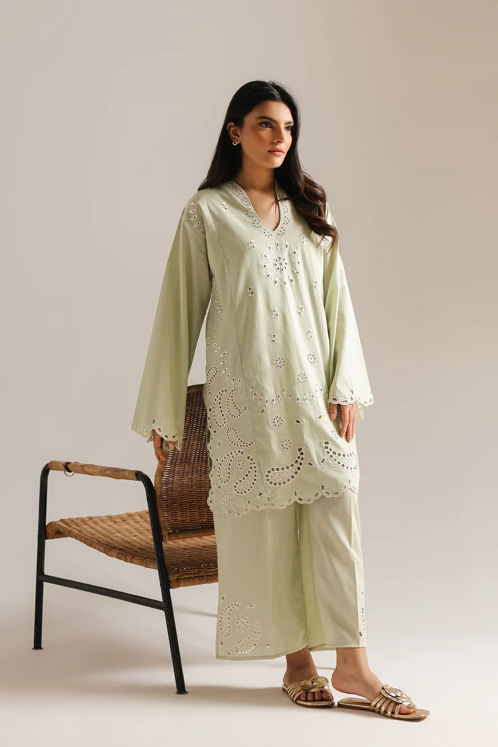 EMBROIDERED SUIT - E7576/102/130