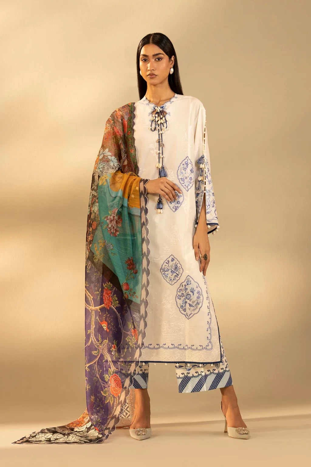 Embroidered 3 Piece Muzlin Suit - M262-020A-DC Quantity Decrease quantity 1 Incr