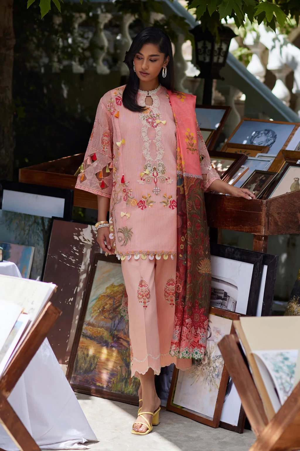 Embroidered 3 Piece Muzlin Suit - M262-019B-CV