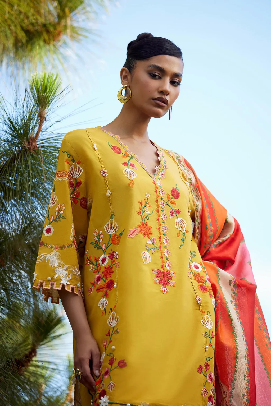 Embroidered 3 Piece Muzlin Suit - M262-006B-CV