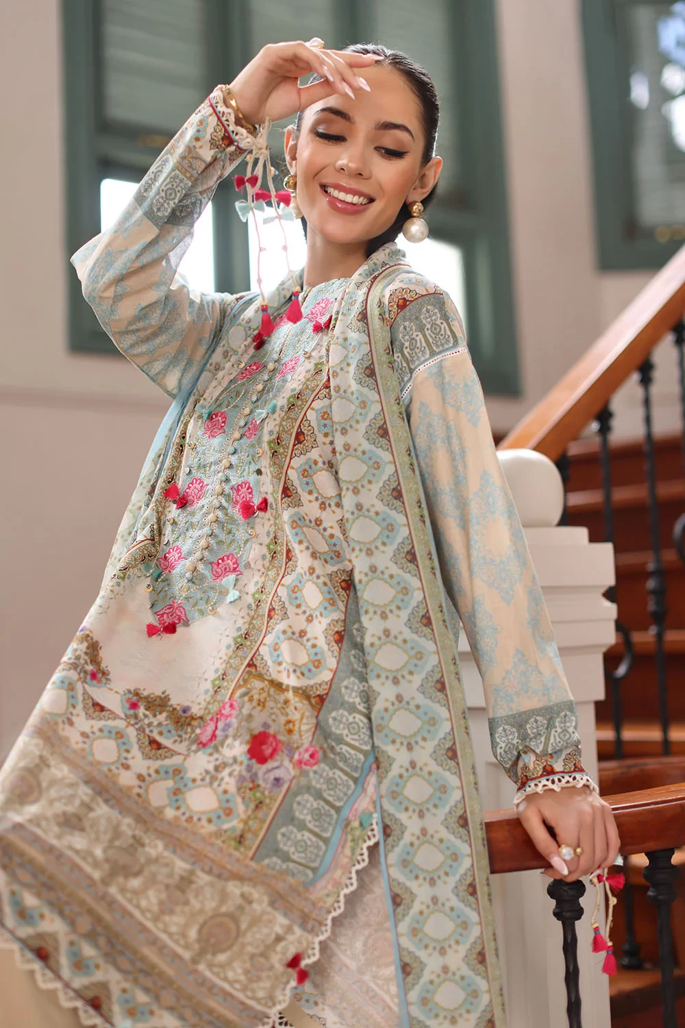 3 Piece Printed Lawn Suit - W-FB-RE-26-477247