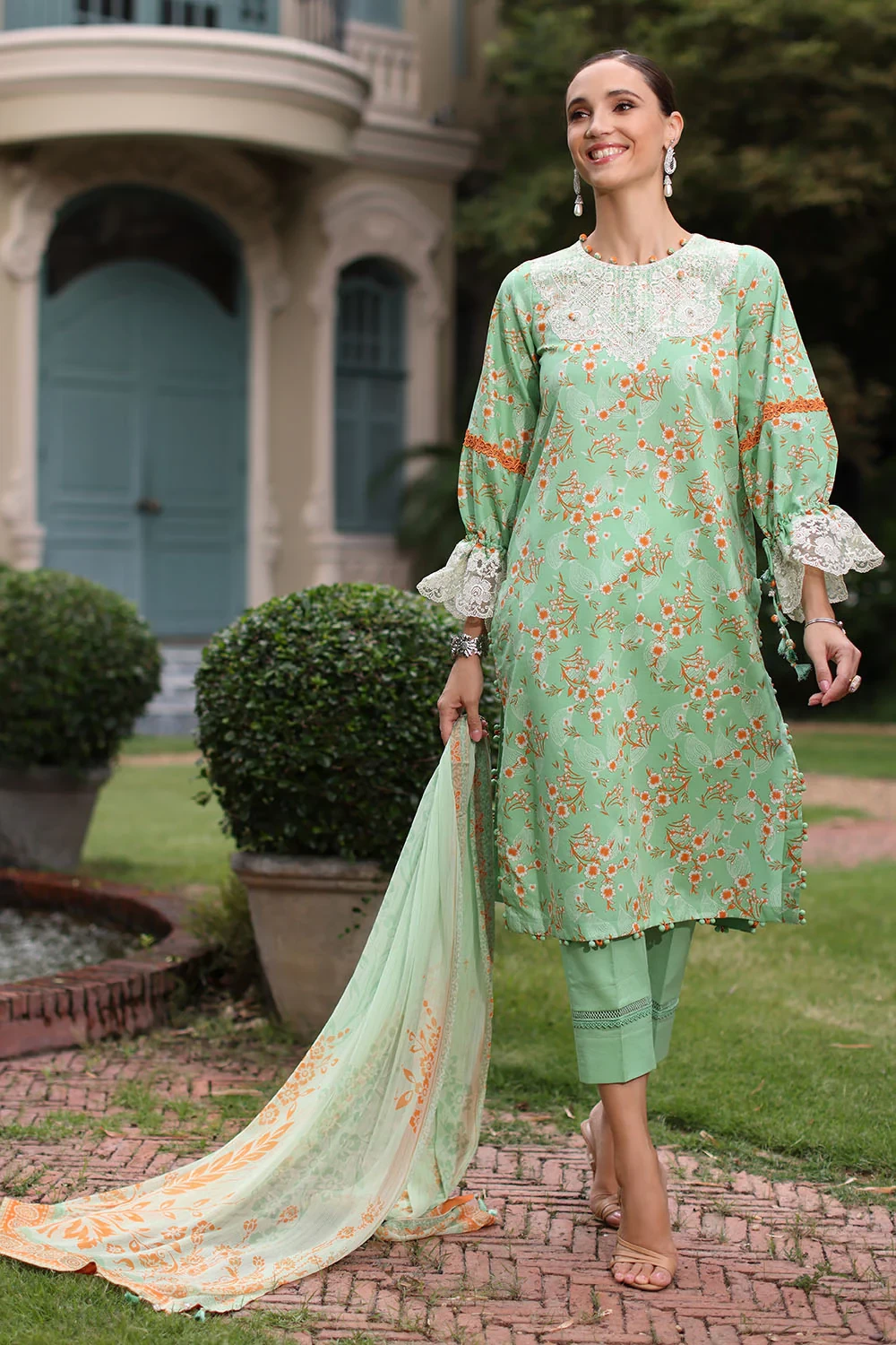 3 Piece Printed Lawn Suit - W-FB-RE-26-477244