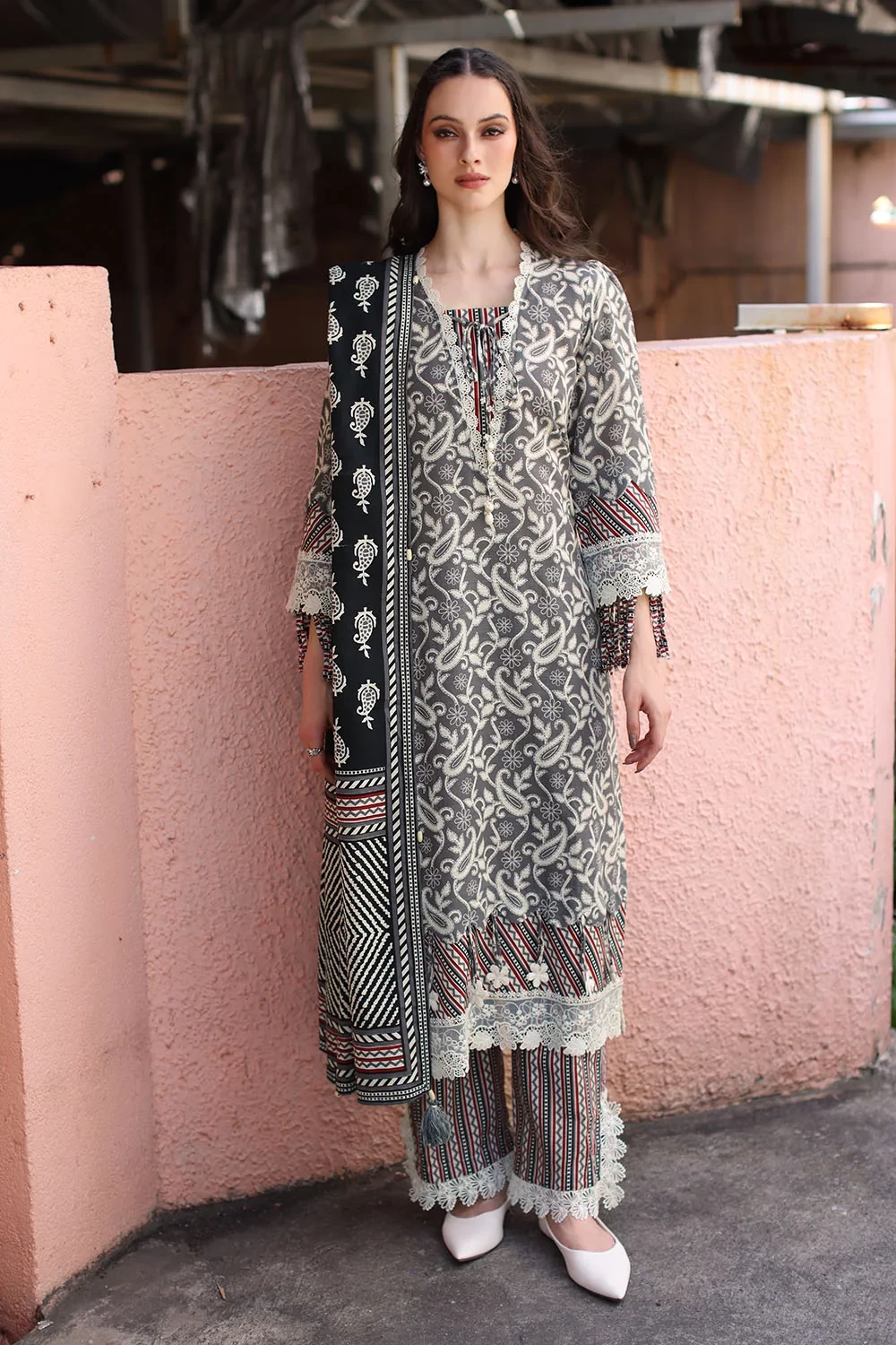 3 Piece Printed Khaddar Suit with Printed Khaddar Dupatta and Printed Trouser - 
